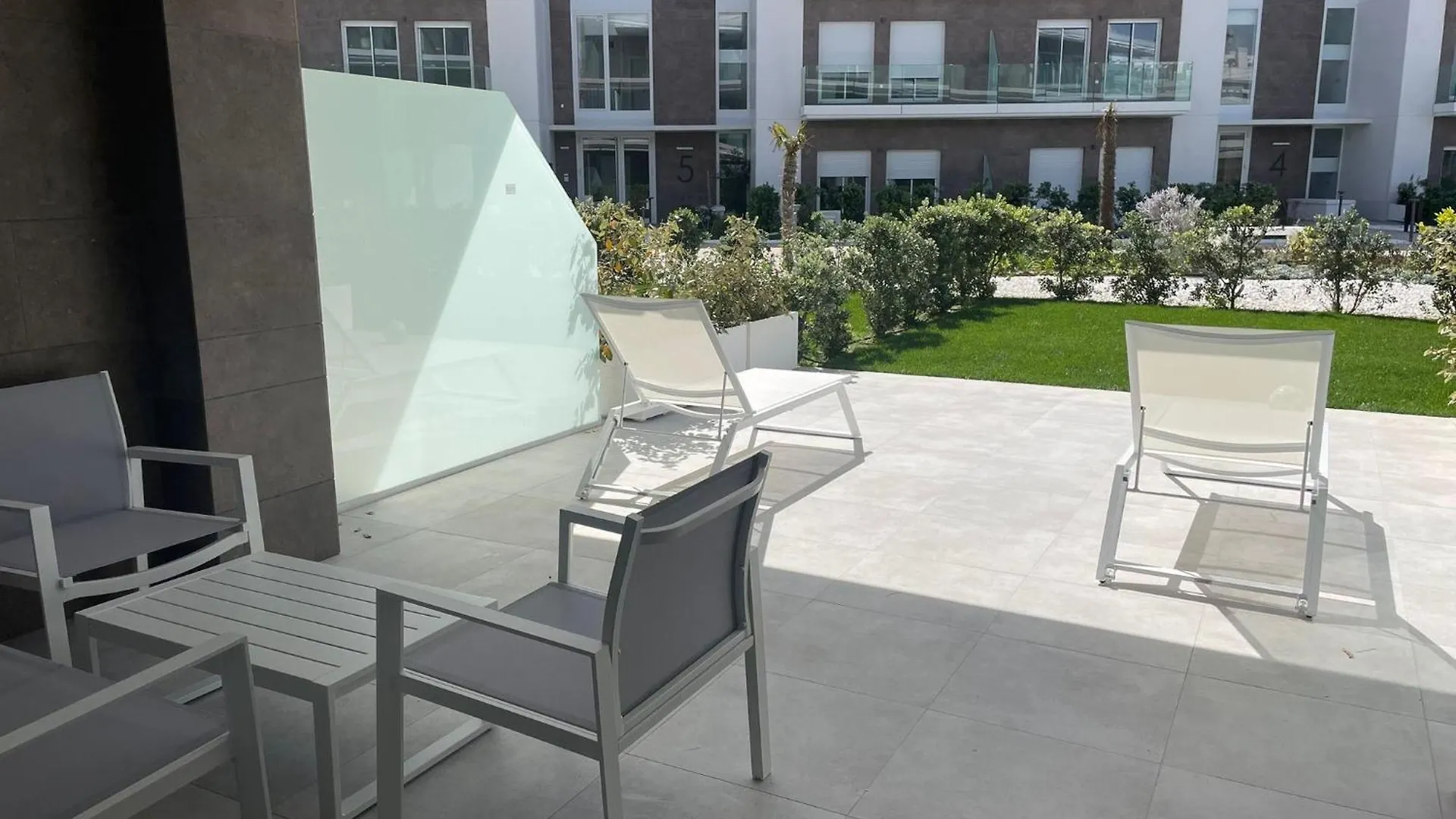 Apartamento Costa Ballena - Dos Dormitorios, Piscina Y Jardin Privado Cádiz España
